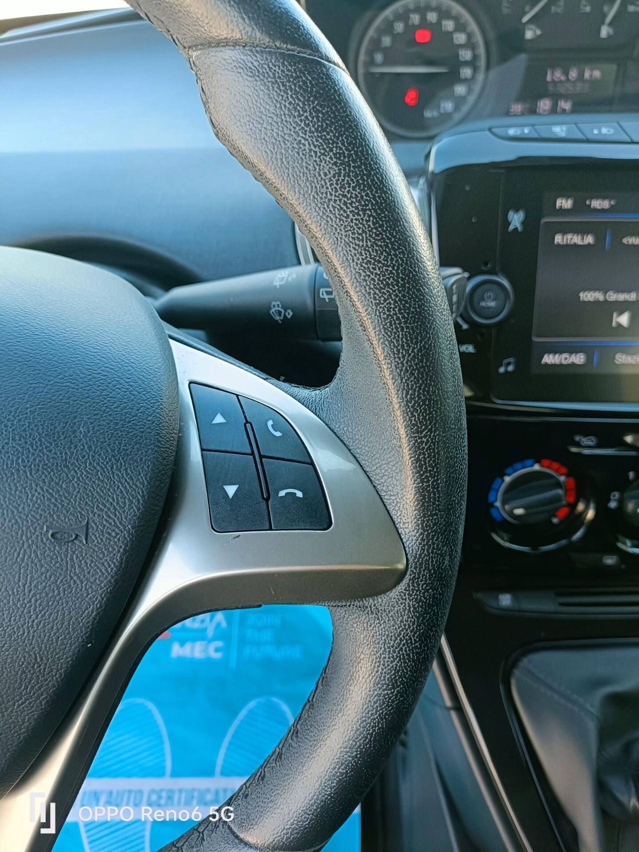 Lancia Ypsilon 1.0 FireFly 5 porte S&S Hybrid Ecochic Gold