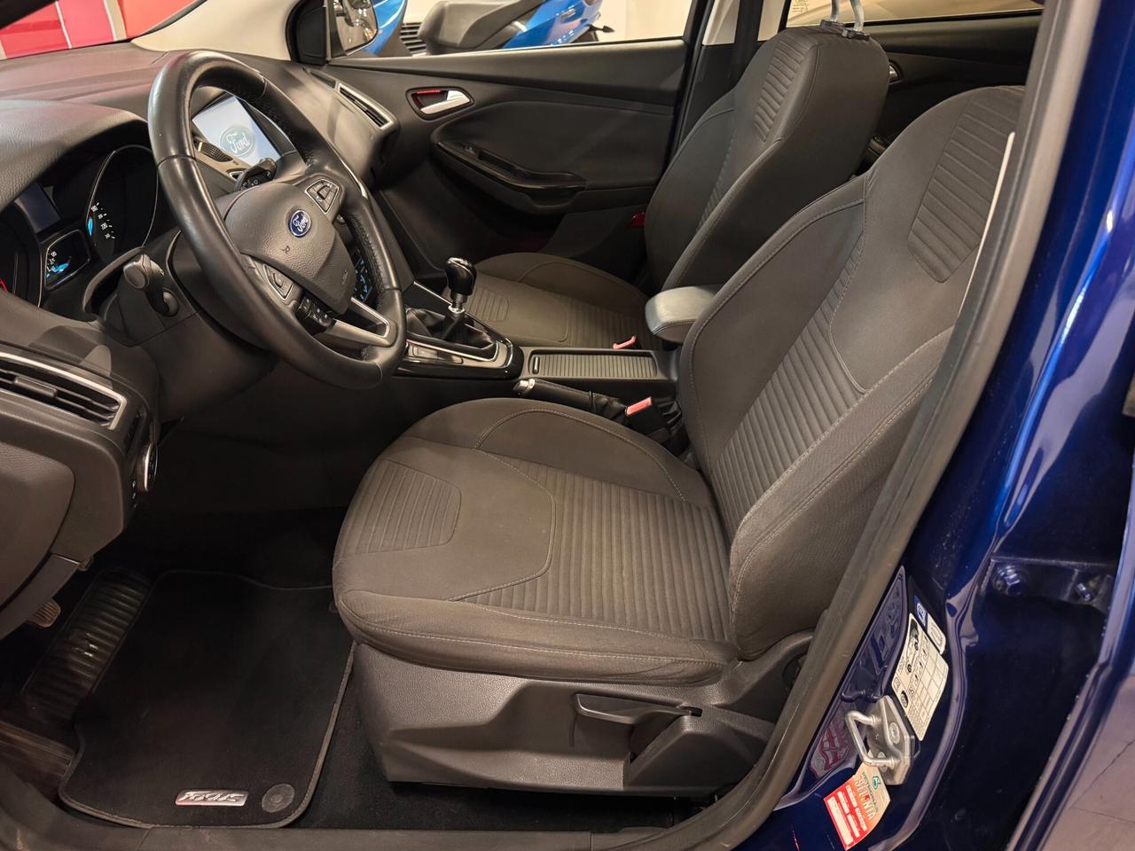 Ford Focus 1.0- 125 CV Titanium-UniPro-Garantita-Permute