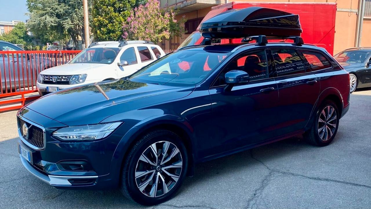 VOLVO V90 CROSS COUNTRY B4 (d) AWD 2.0 (197CV) - VIRTUAL COCKPIT, TETTO PANORAMICO, PELLE TOTALE