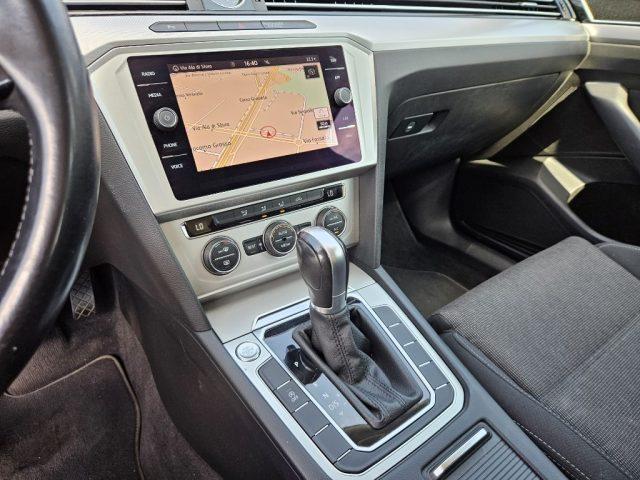 VOLKSWAGEN Passat Variant 2.0 TDI DSG BlueMotion Tech