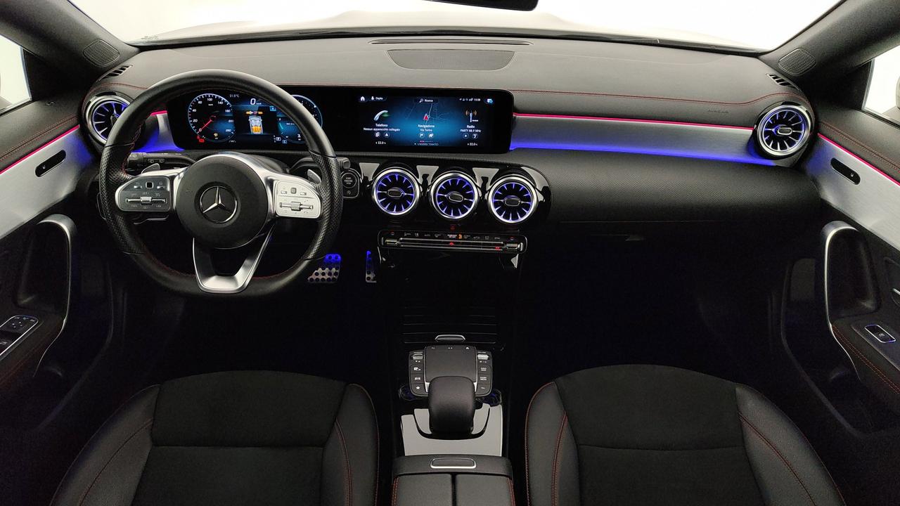 Mercedes-Benz CLA Sh.Brake - X118 - CLA Shooting Brake 200 d Premium 4matic auto