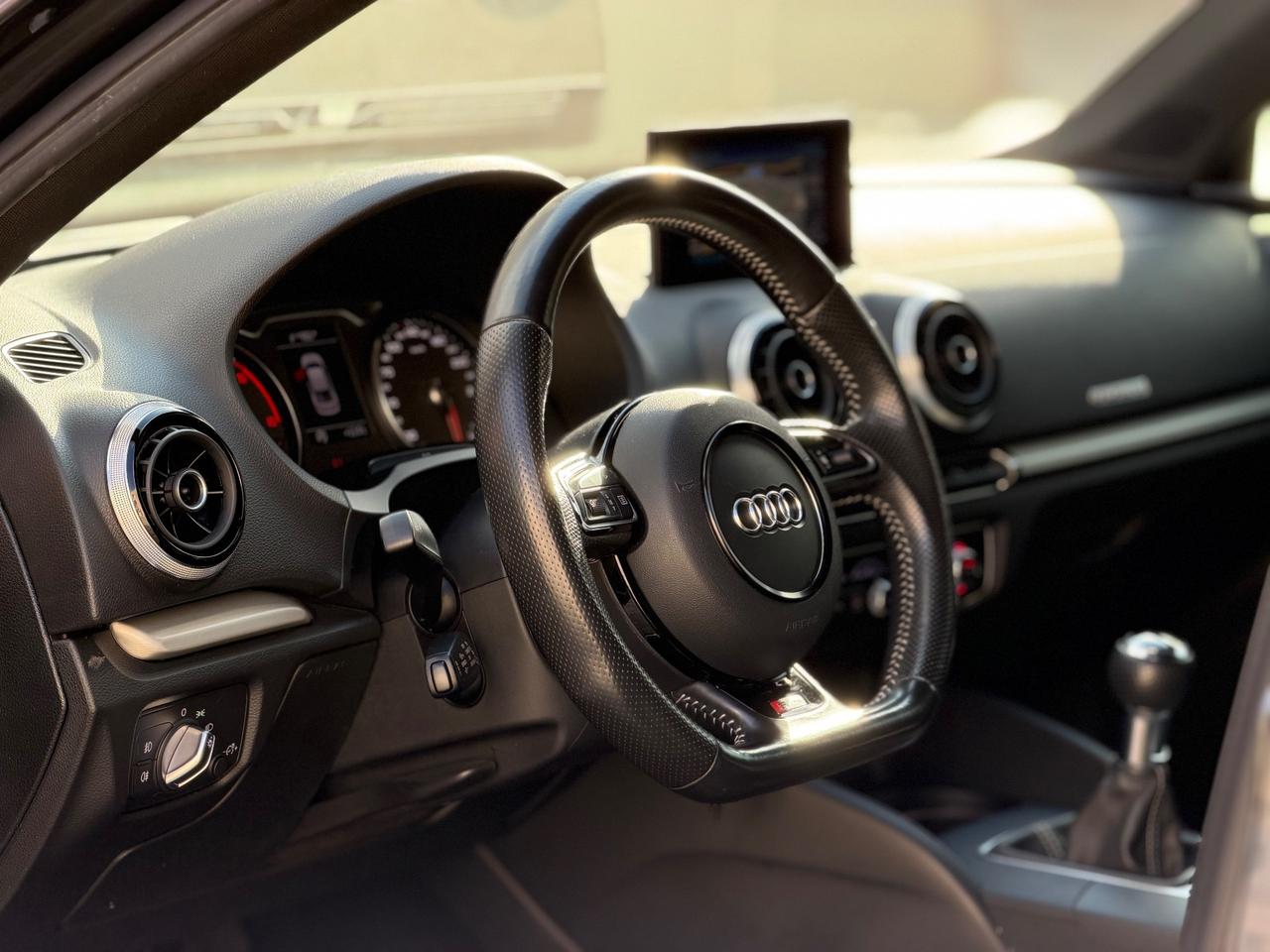 Audi A3 Sedan 2.0 TDI 150 CV quattro S-Line