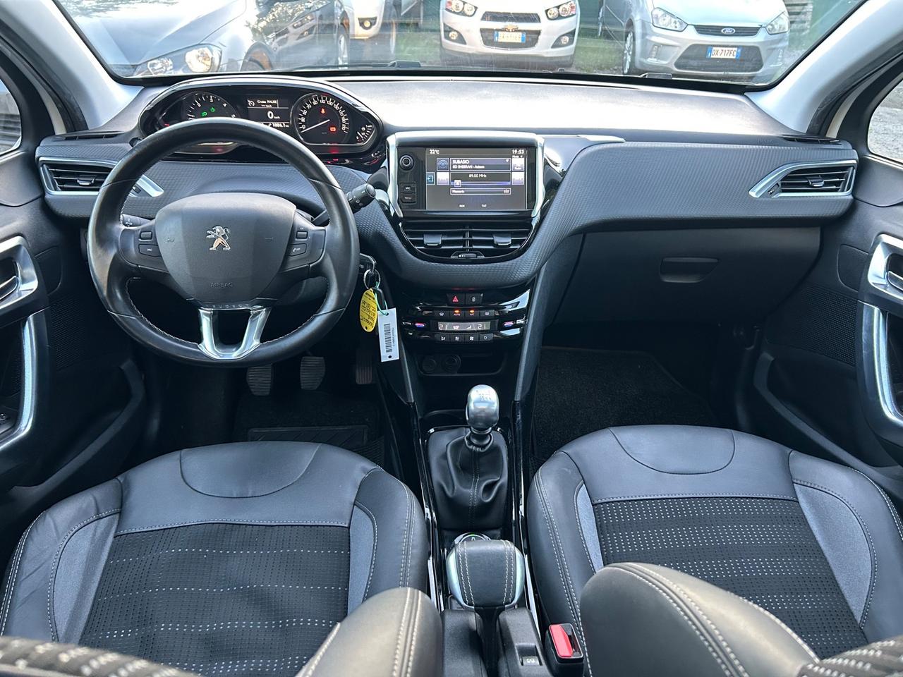 Peugeot 2008 BlueHDi 120 S&S Black Matt