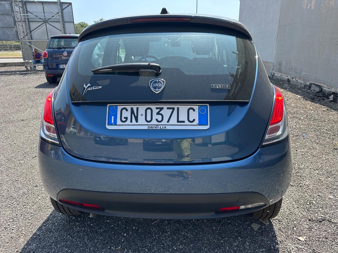Lancia Ypsilon 1.0 FireFly 5 porte S&S Hybrid Silver
