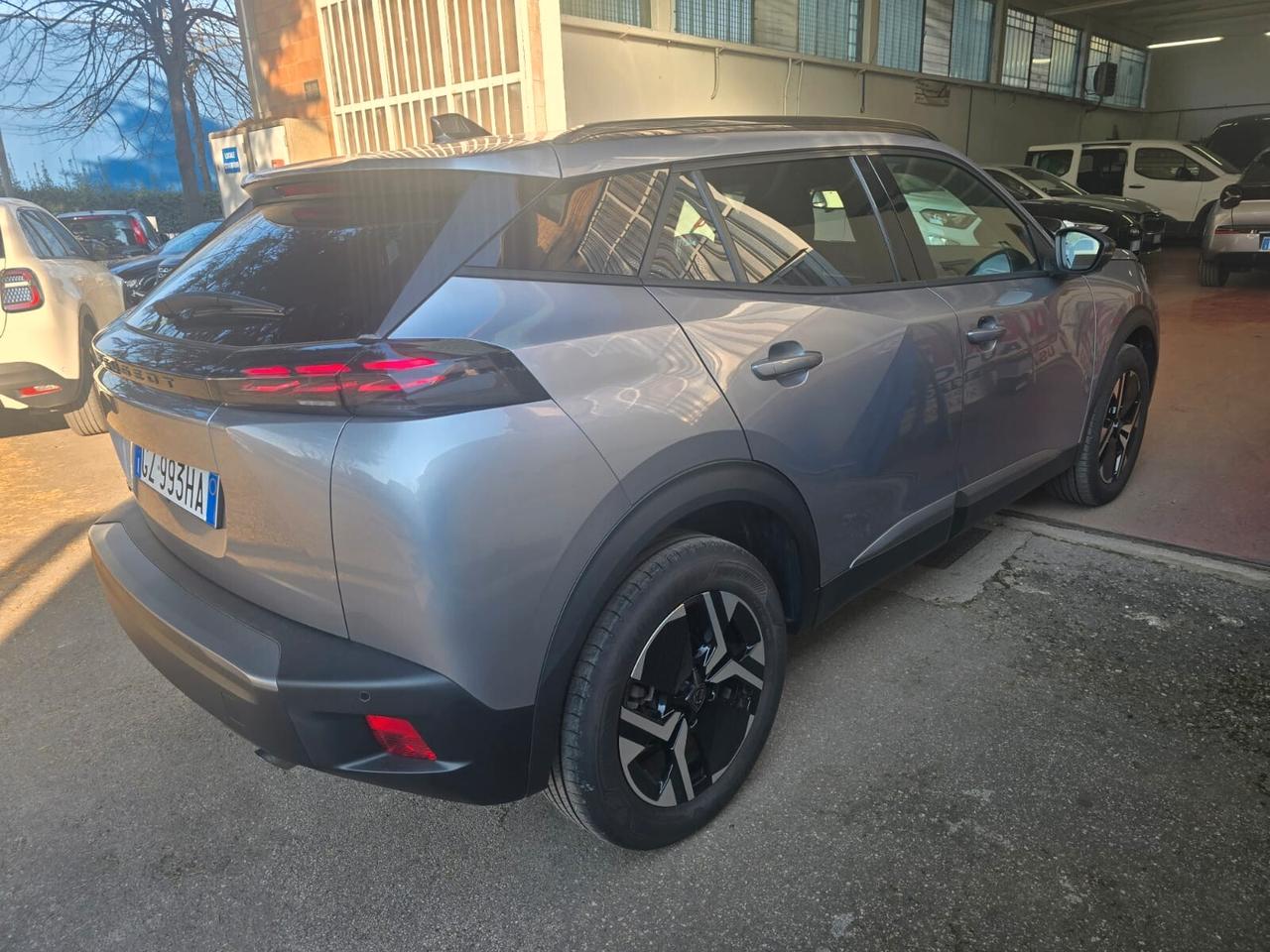 Peugeot 2008 Hybrid 145 e-DCS6 Allure rate da 99,00