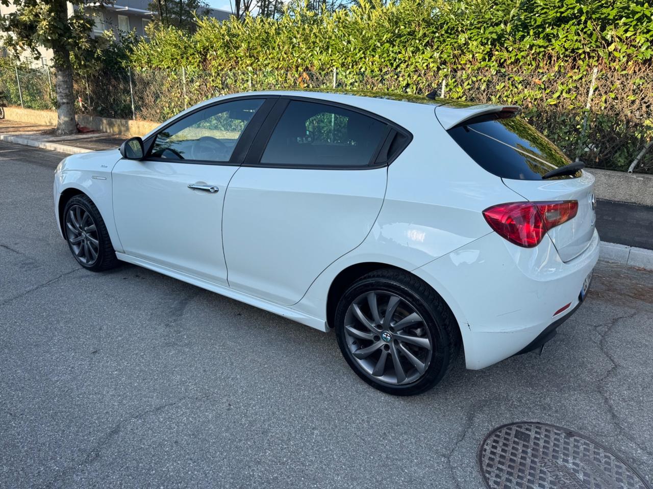 Alfa Romeo Giulietta 1.6 JTDm-2 105 CV Distinctive