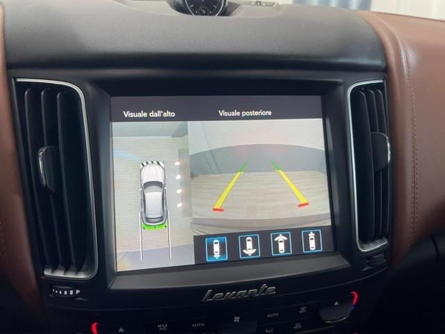Maserati Levante s q4 430cv
