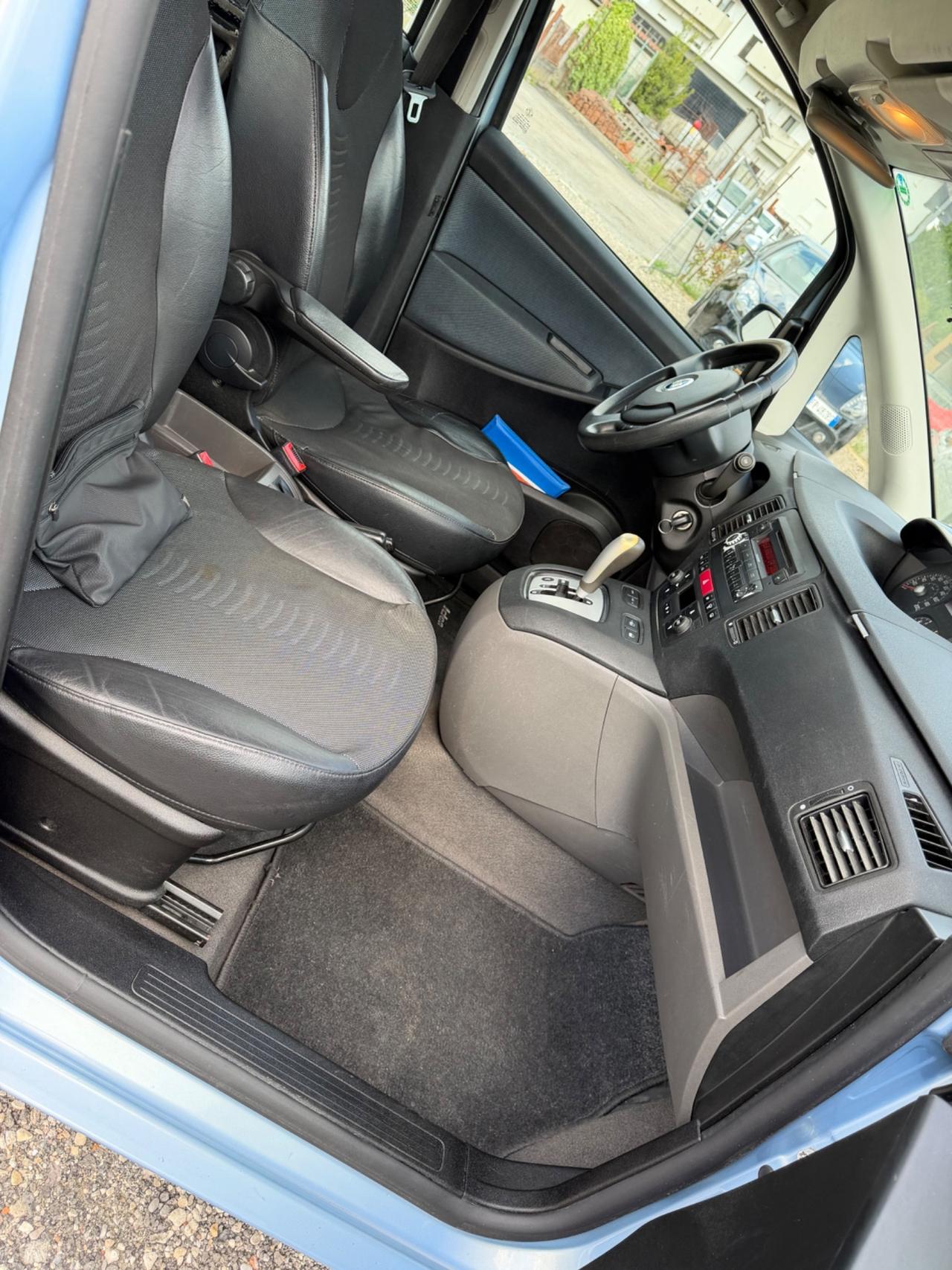 Fiat Idea 1.3 Multijet 16V Active automatica