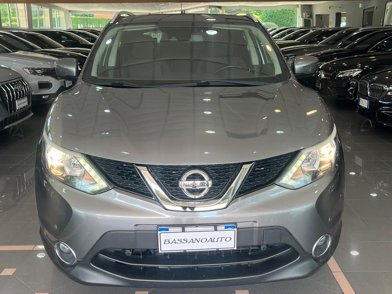 Nissan Qashqai 1.6 4X4 ! TETTO+CAMERA 360* EURO 6 !!