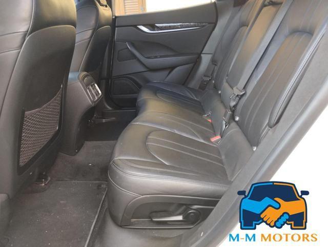 MASERATI Levante V6 Diesel AWD Gransport 250 CV