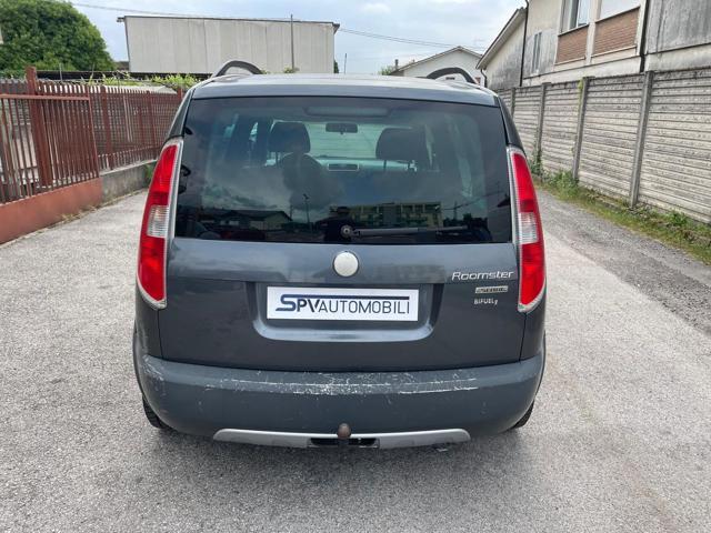 SKODA Roomster 1.4 GPL GANCIO TRAINO/NEOPATENTATO