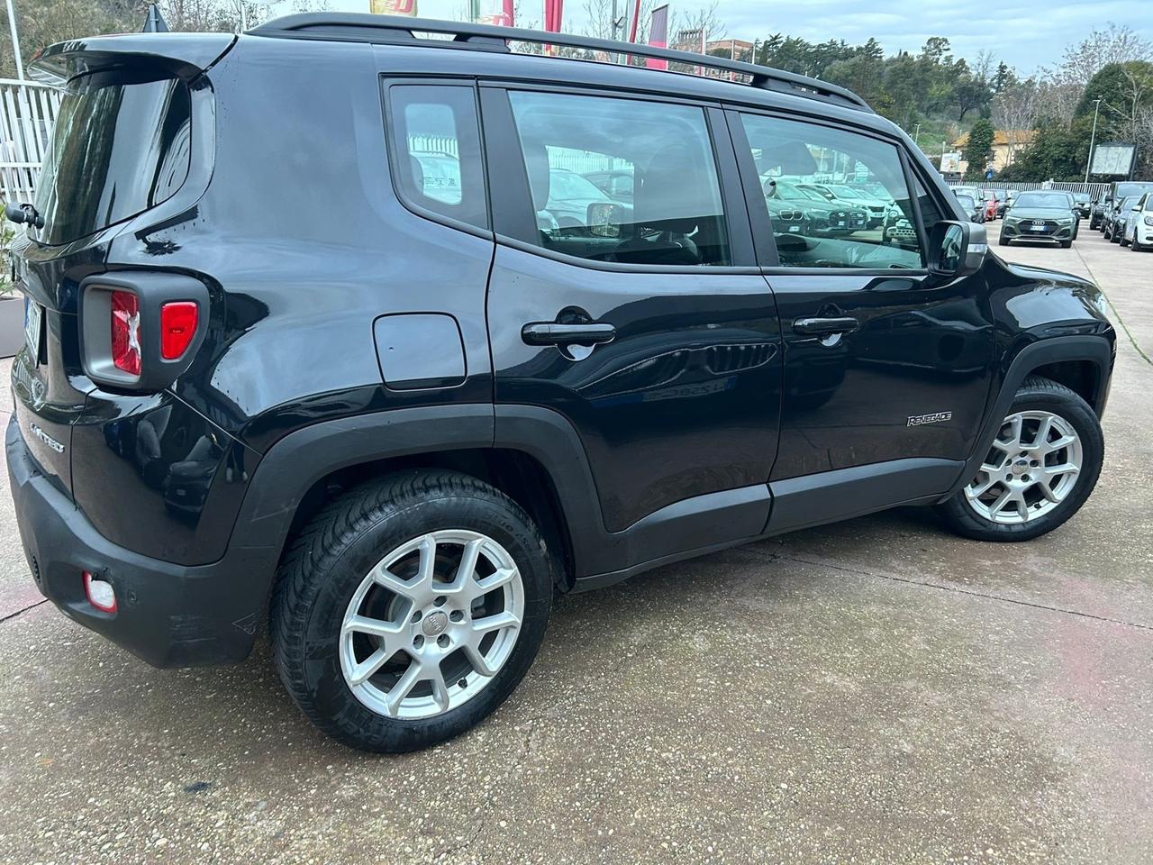 Jeep Renegade 1.3 T4 DDCT Limited
