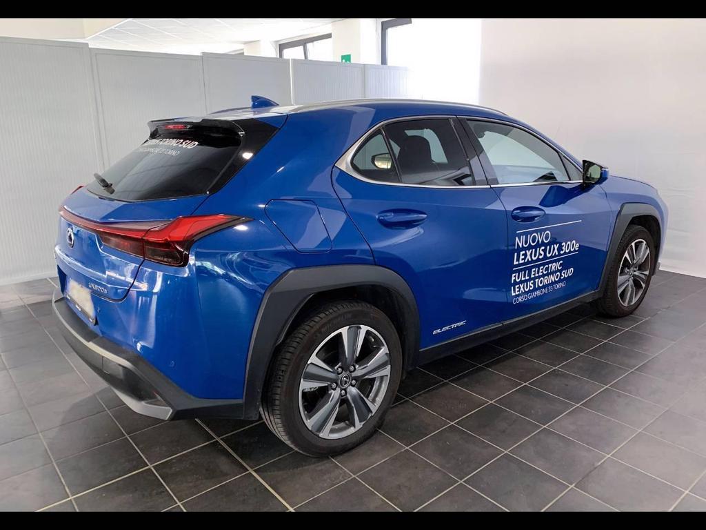 Lexus UX 300 e Luxury 2WD