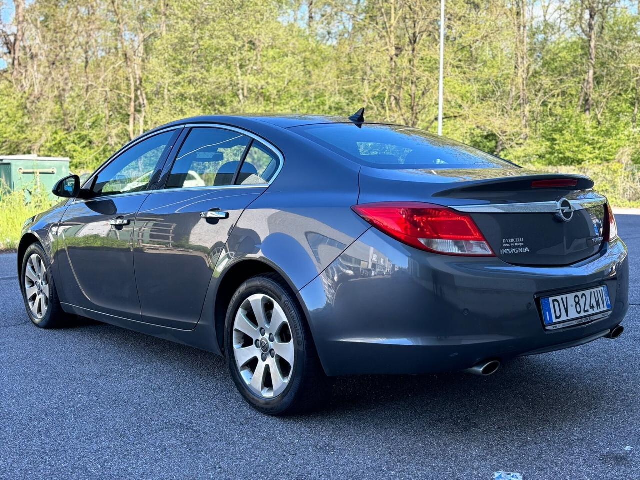 Opel Insignia 1.6 Turbo 180CV 4 porte Cosmo