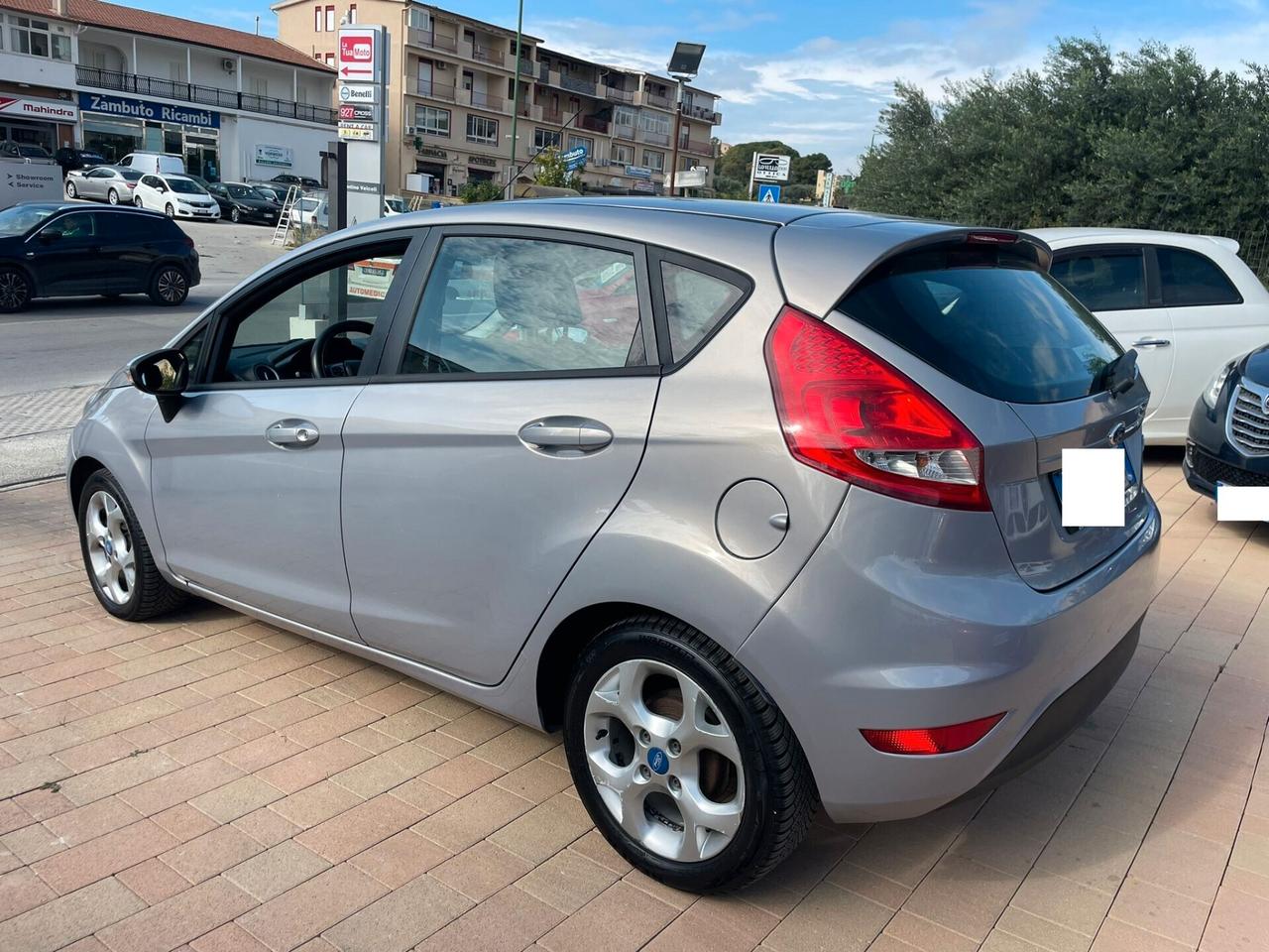 Ford Fiesta Td "Finanziabile Senza Busta Paga"