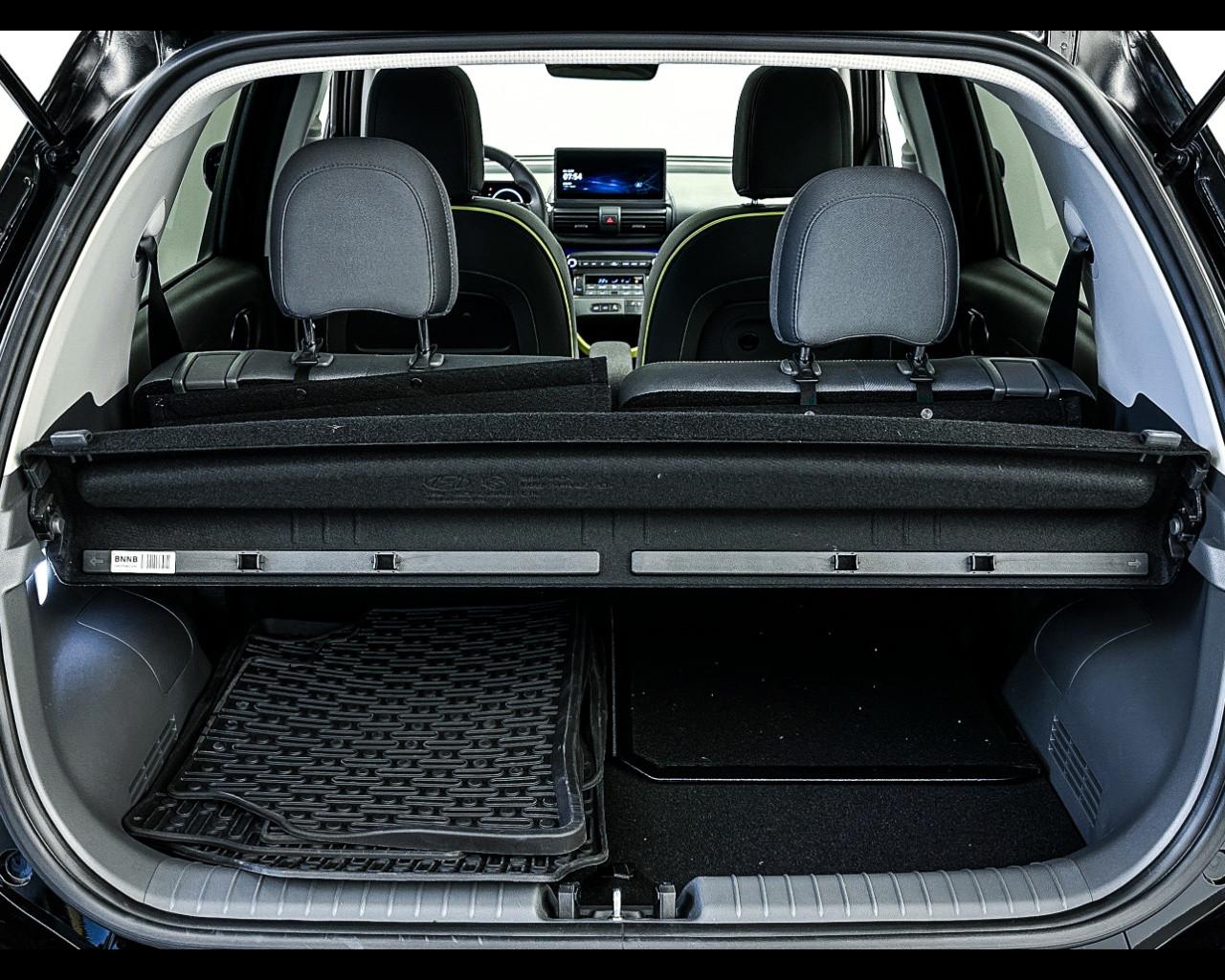 HYUNDAI Inster Cross - Inster Cross 49 kWh +pluse pack