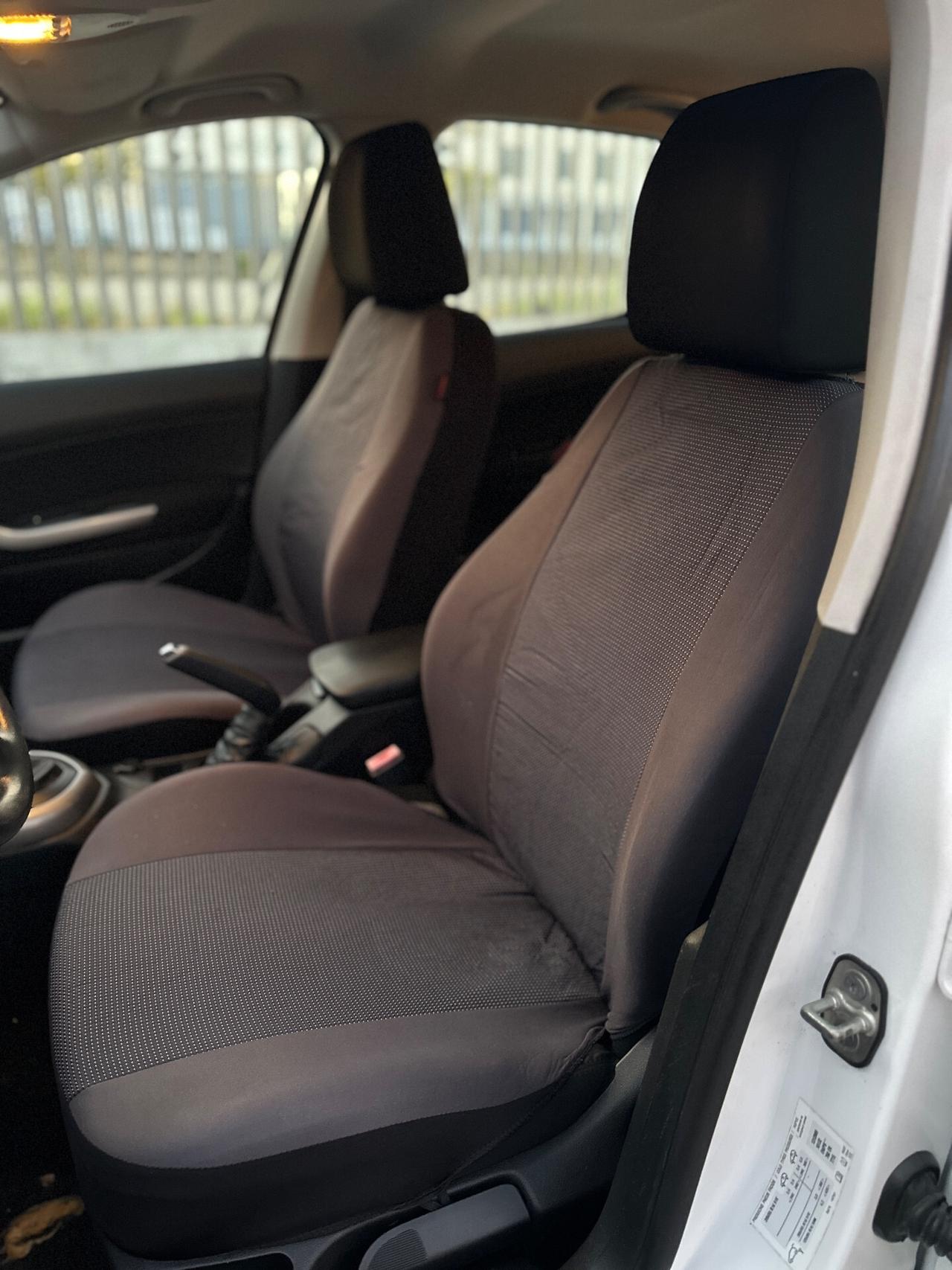 PEUGEOT 308 (anno 2012)