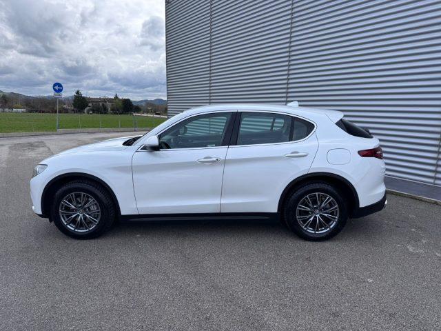 ALFA ROMEO Stelvio 2.2 Turbodiesel perla 210 CV AT8 Q4 Super 4x4 4WD