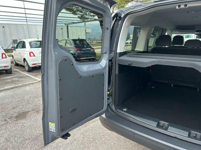 VOLKSWAGEN Caddy 2.0 TDI 102 CV Autocarro Space Maxi