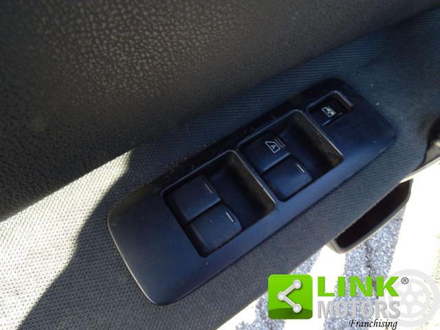 NISSAN Qashqai 2.0 dCi DPF Acenta