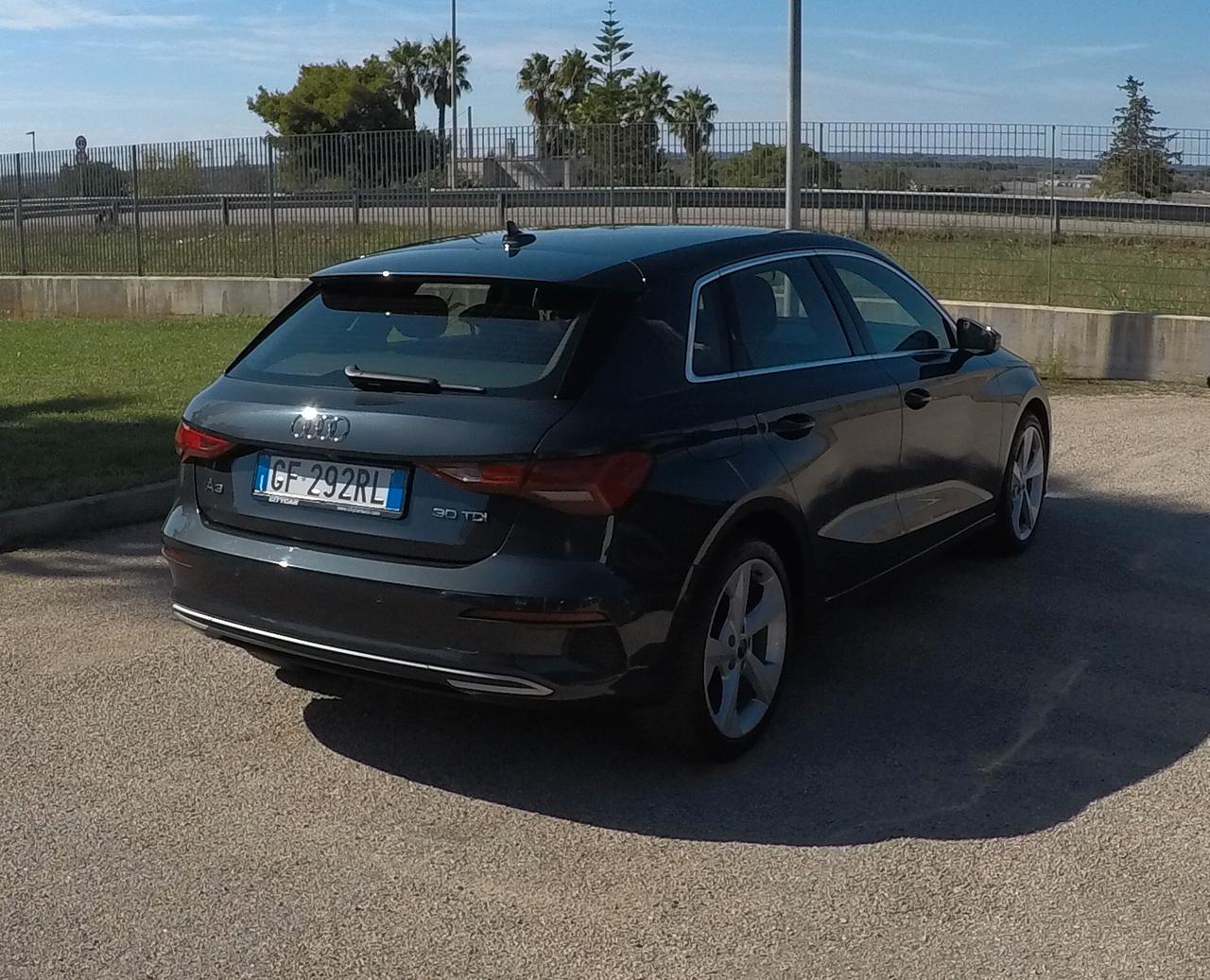 Audi A3 SPB 30 TDI Business Advanced