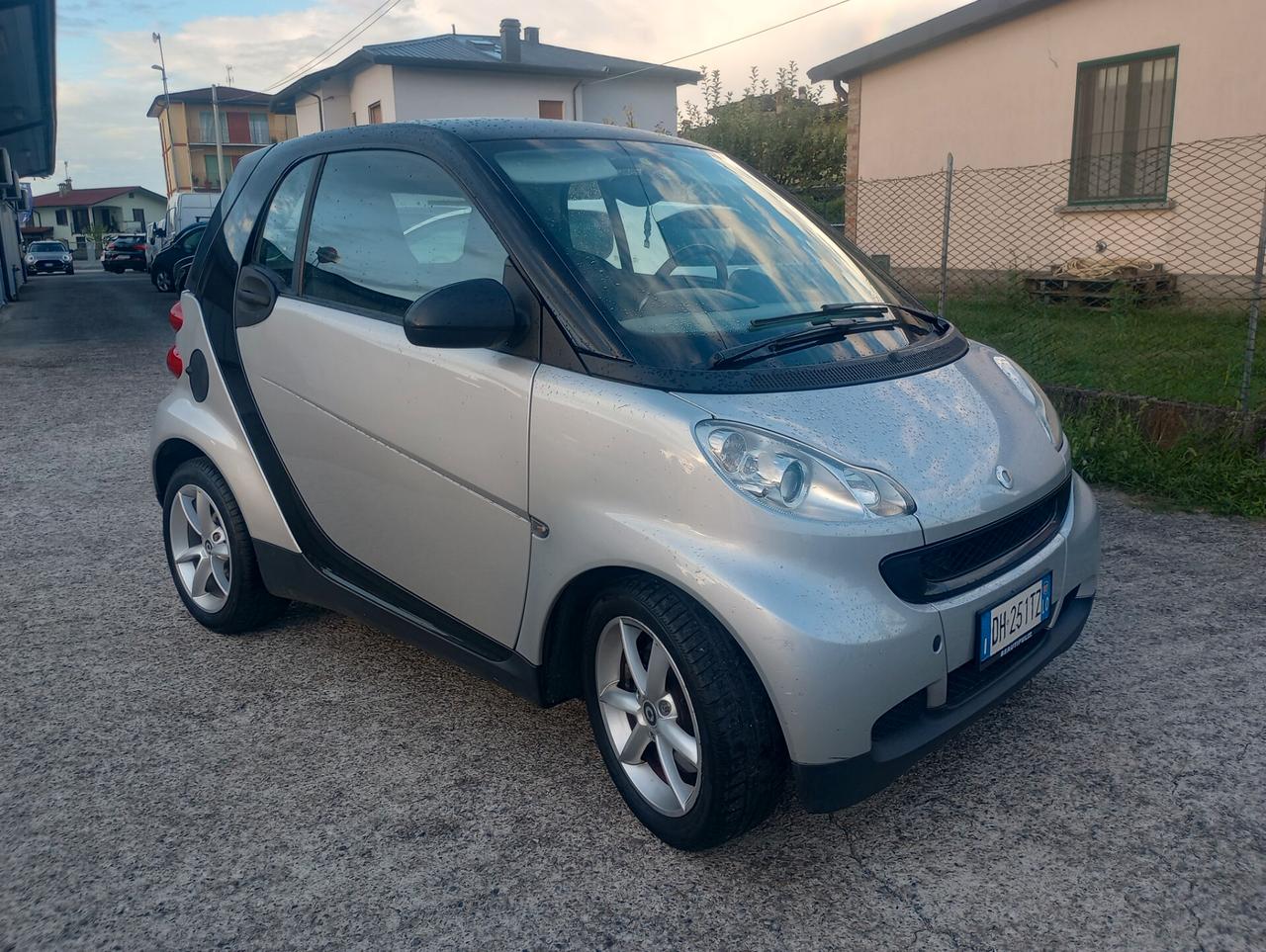 Smart ForTwo 1000 MHD coupé pure