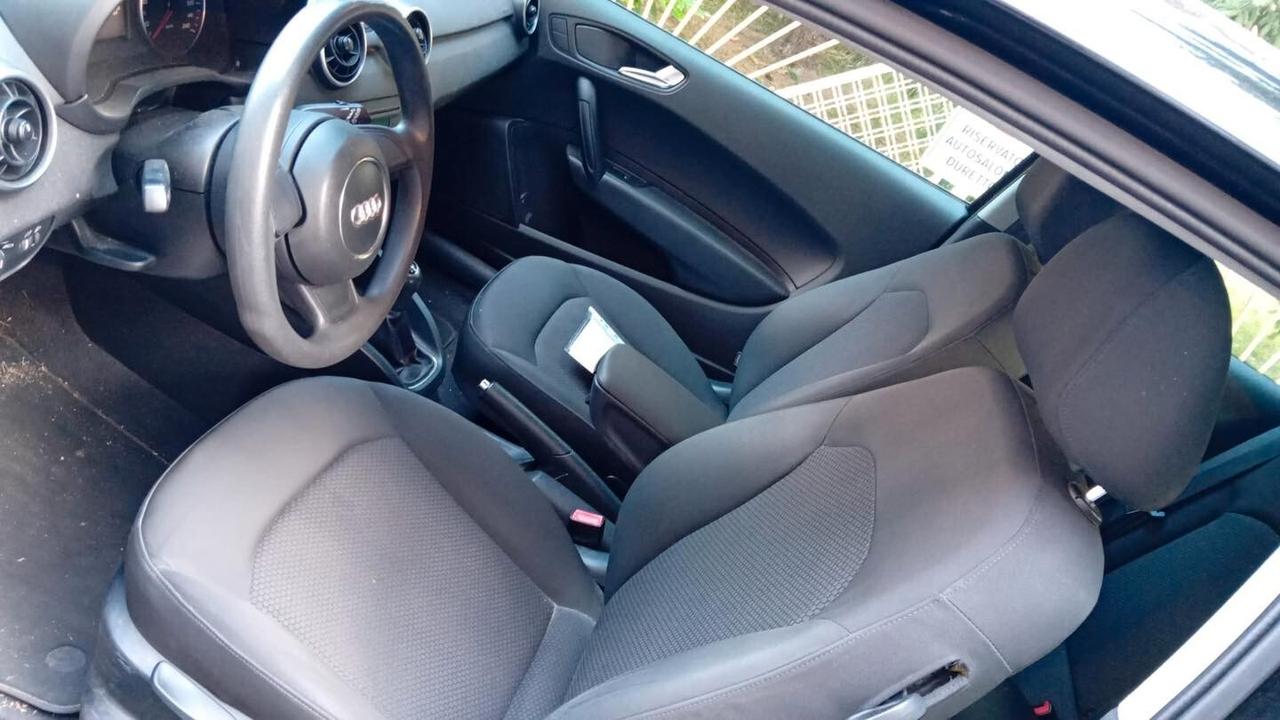 Audi A1 1.2 TFSI -3 PORTE-