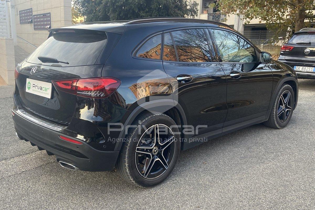 MERCEDES GLA 200 d Automatic Premium