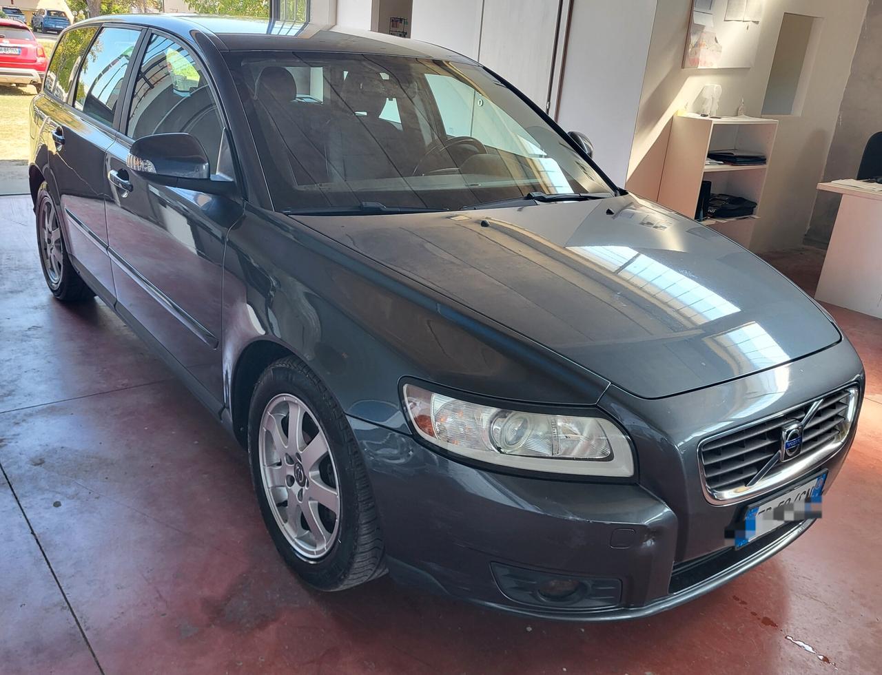 Volvo V50 D2 POLAR