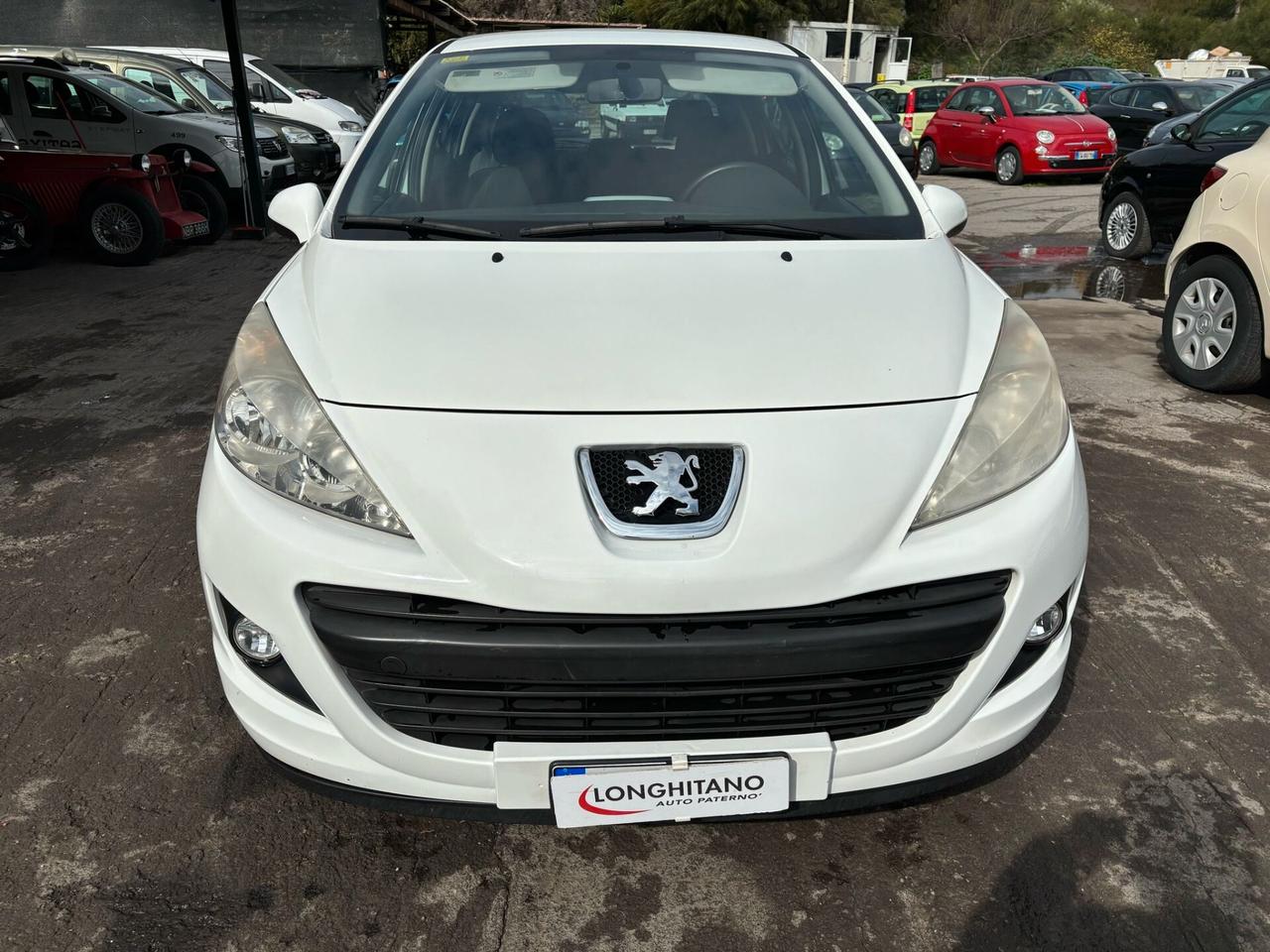 PEUGEOT 207 1.4 B - 2012