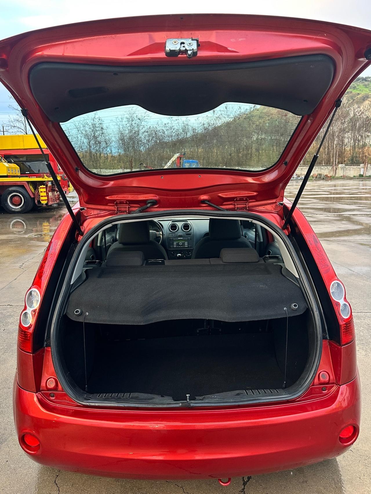 Ford Fiesta 1.2 Benzina 75cv 5p. Ghia