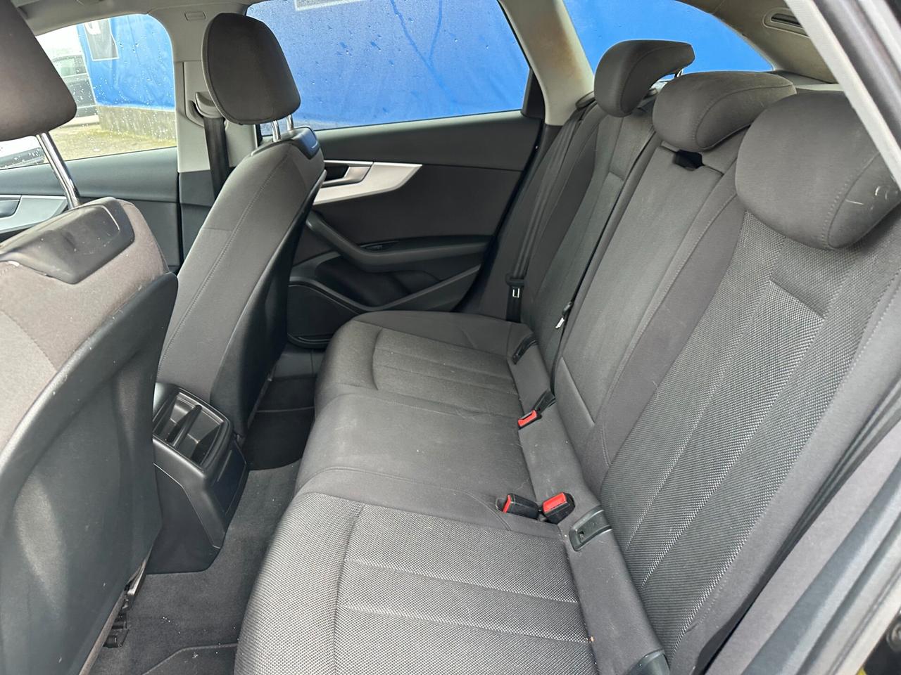 Audi A4 2.0 TDI 150 CV ultra Business Sport