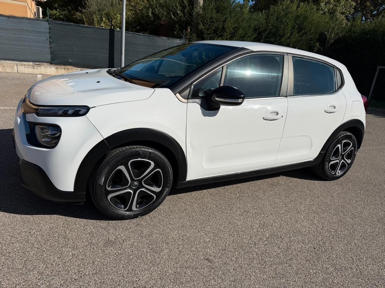 Citroen C3 1.5 - AUTOCARRO - NEOPATENTATI - 12 MESI DI GARANZIA -