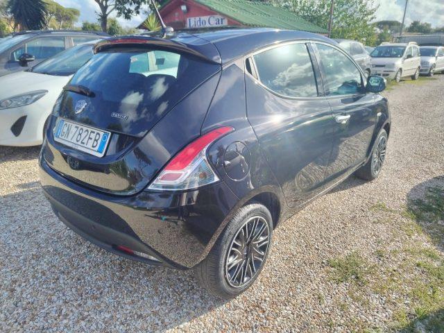 LANCIA Ypsilon 1.0 FireFly 5 porte S&S Hybrid Gold