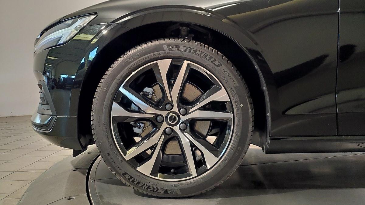 VOLVO V60 B4 Mild Hybrid Automatico Core
