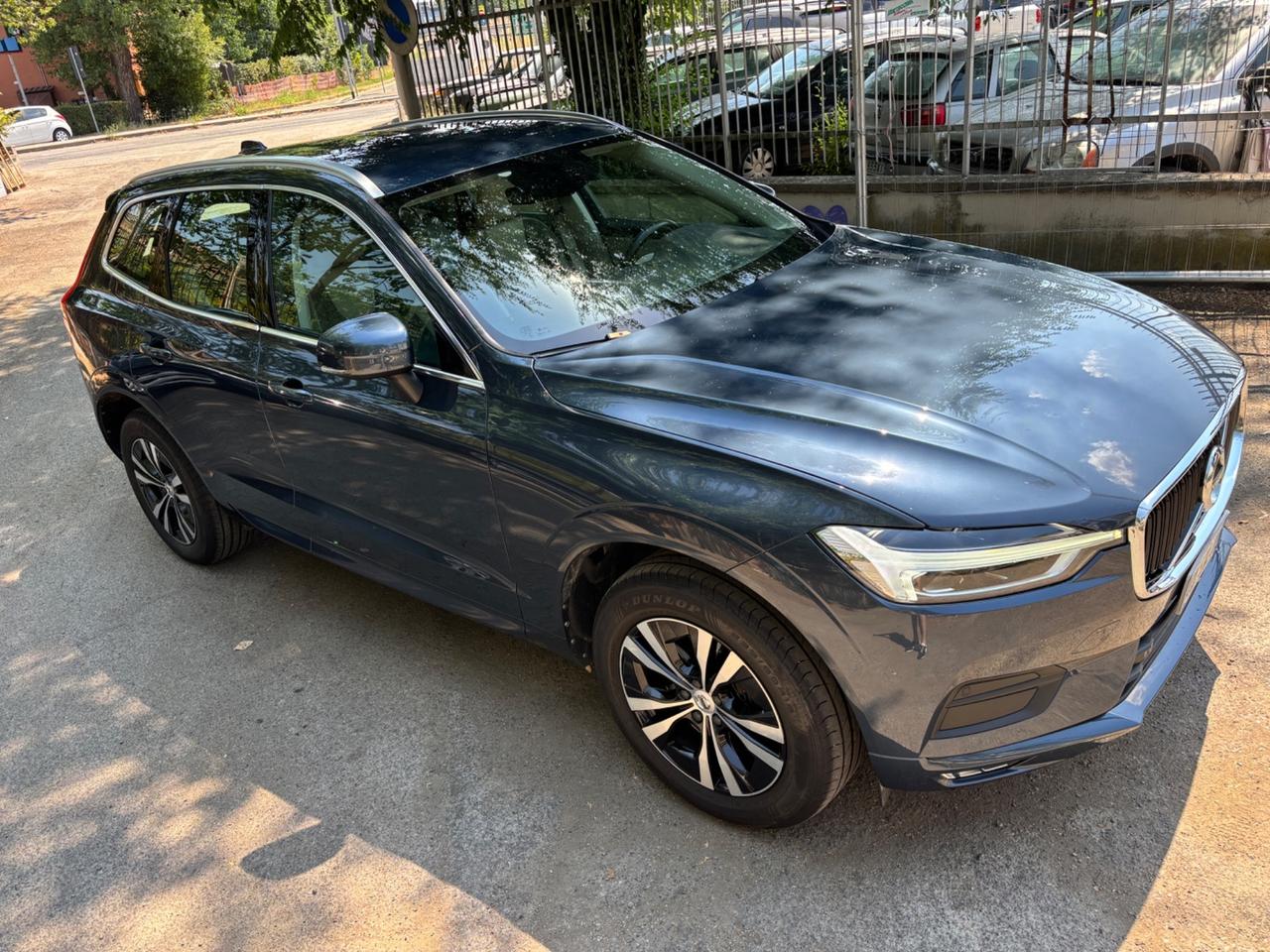 Volvo XC 60 XC60 B4 (d) AWD Geartronic Inscription