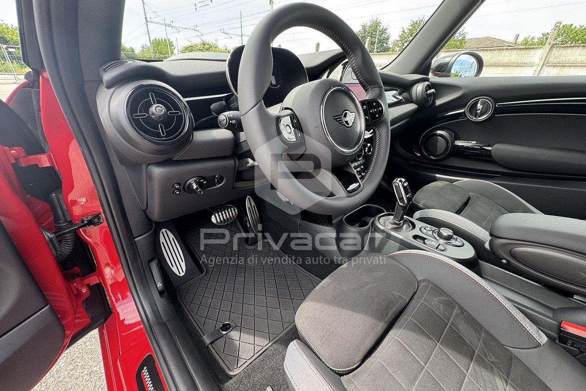 MINI Mini 2.0 John Cooper Works JCW