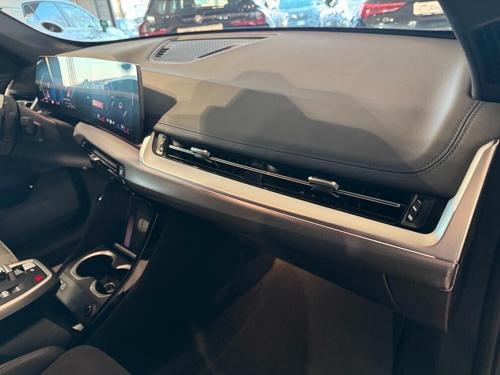 BMW X1 sdrive18i MSport auto Navi Led Cam App conn 18" Neopat