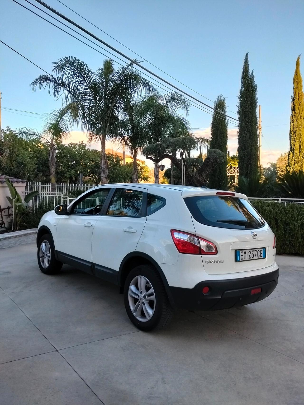 Nissan Qashqai 1.5 dCi DPF Tekna