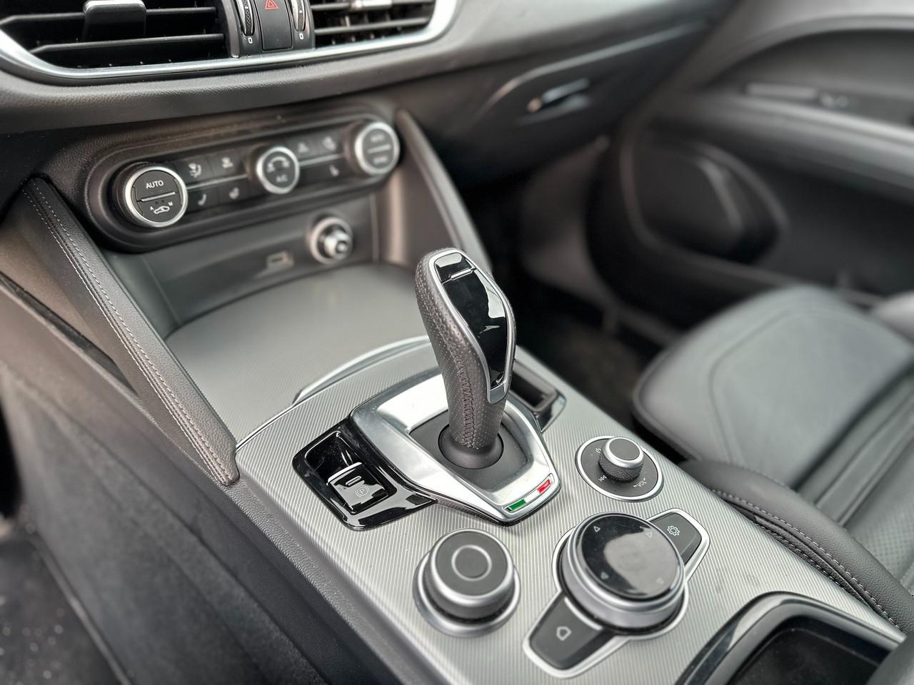 ALFA ROMEO Stelvio 2023 - Stelvio 2.2 t Veloce Q4 210cv auto