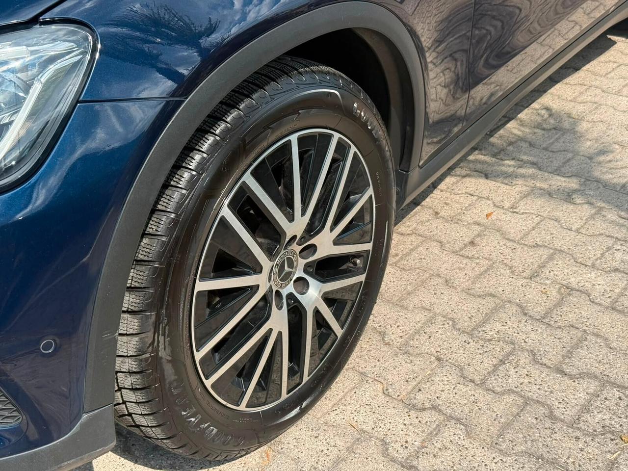 Mercedes GLC SUV 220 d 4Matic Executive BLU CAVANSITE