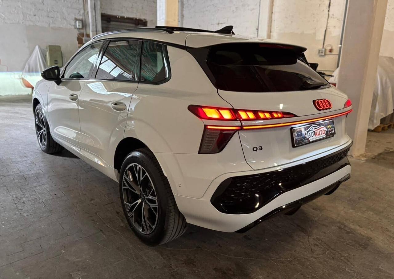 Audi Q3 35 TDI S tronic line edition//*