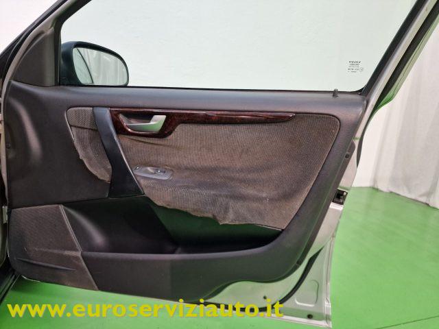 VOLVO V70 2.4 D5 20V cat