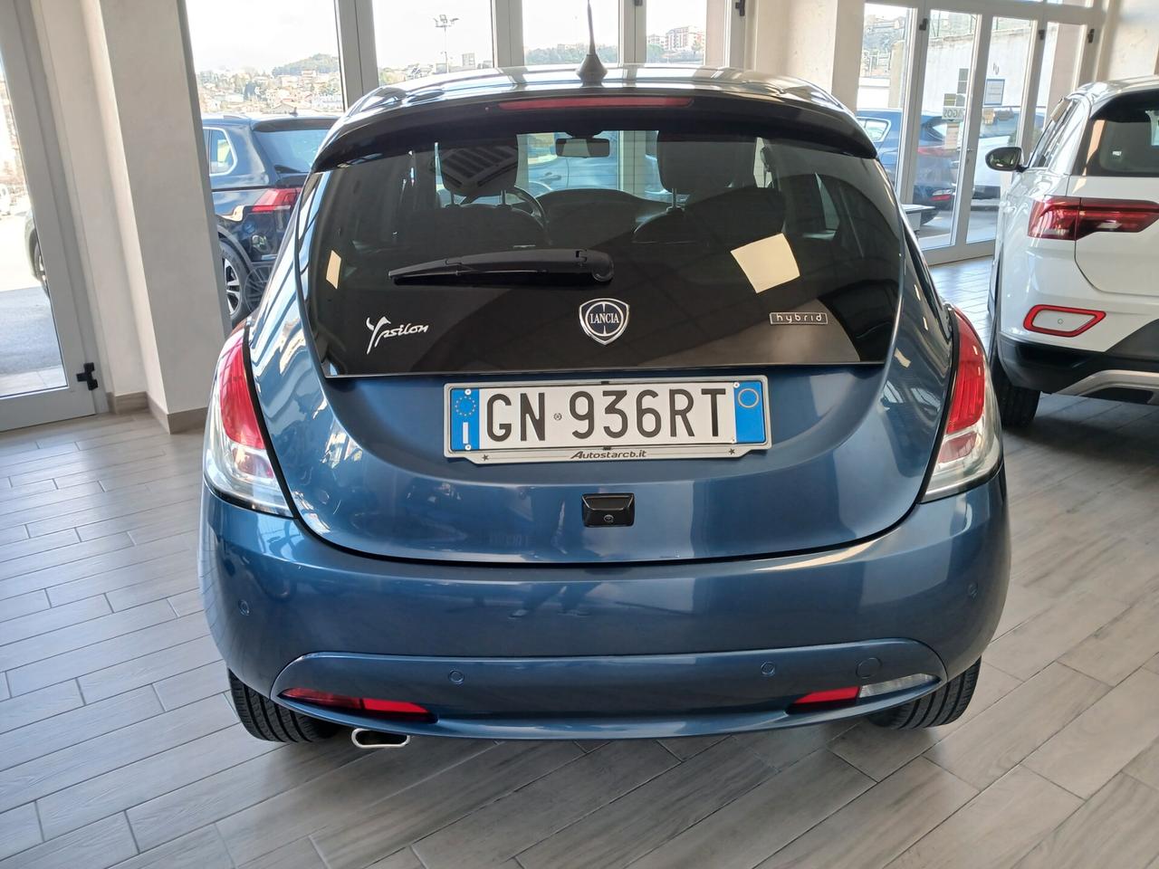 Lancia Ypsilon 1.0 HYBRID 70CV GOLD 2023