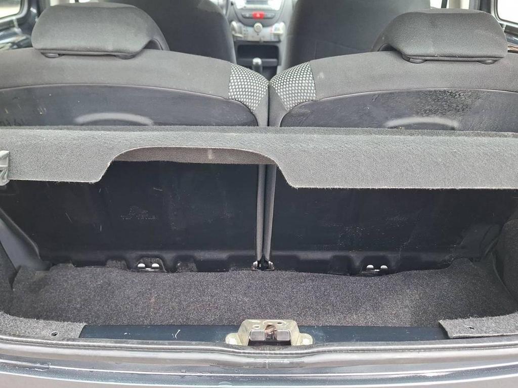 Toyota Aygo 5 Porte 1.0 VVT-i Sol