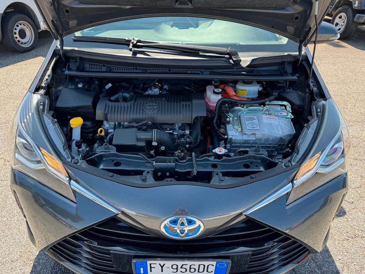 Toyota Yaris 1.5 Hybrid 5 porte Cool PREZZO REALE