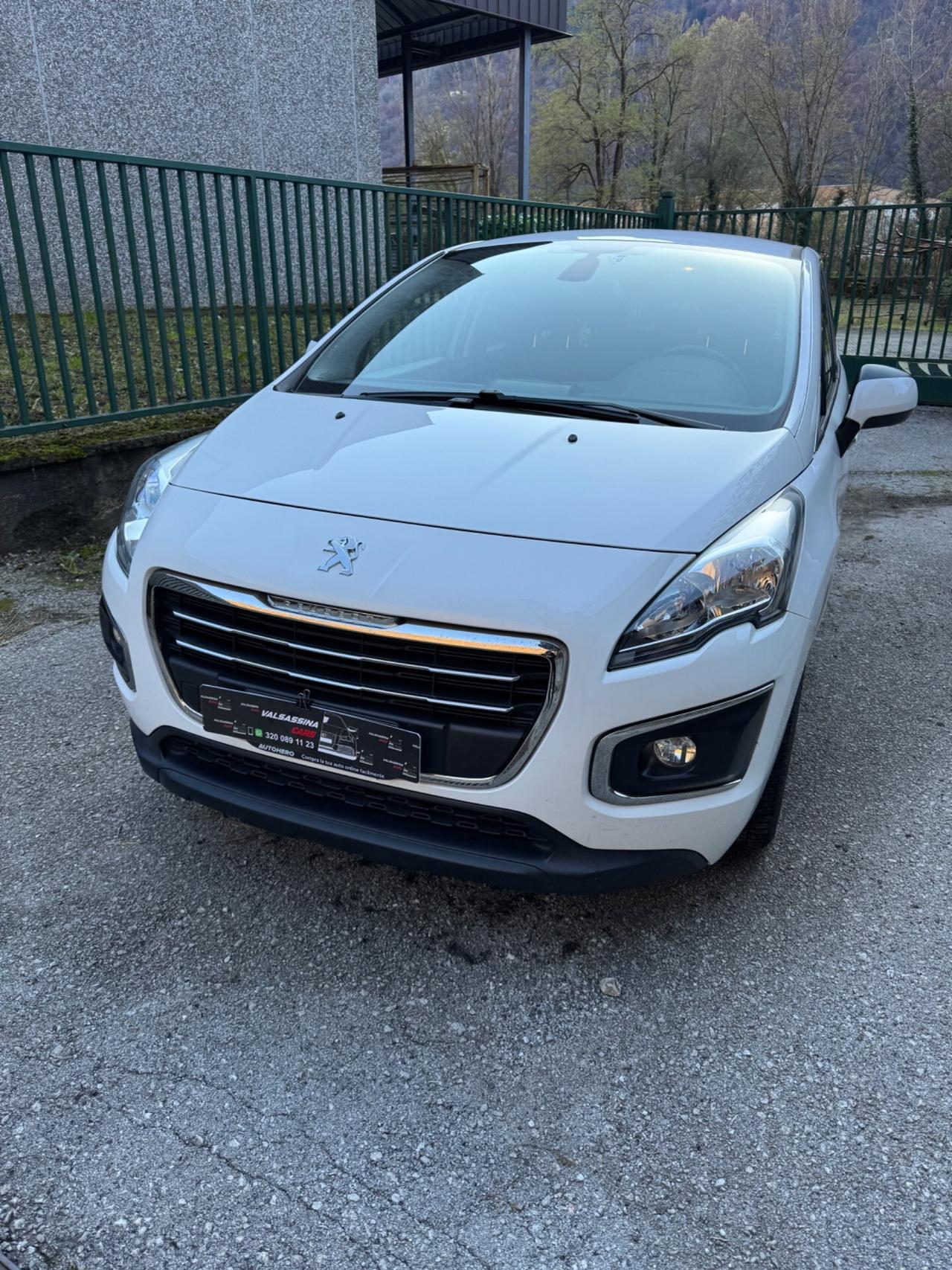 Peugeot 3008 1.6 HDi 115CV Business