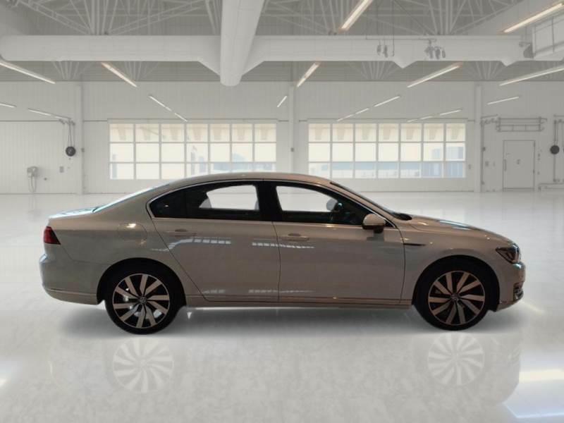 VOLKSWAGEN PASSAT 1.4 TSI DSG GTE 4 PORTE BERLINA