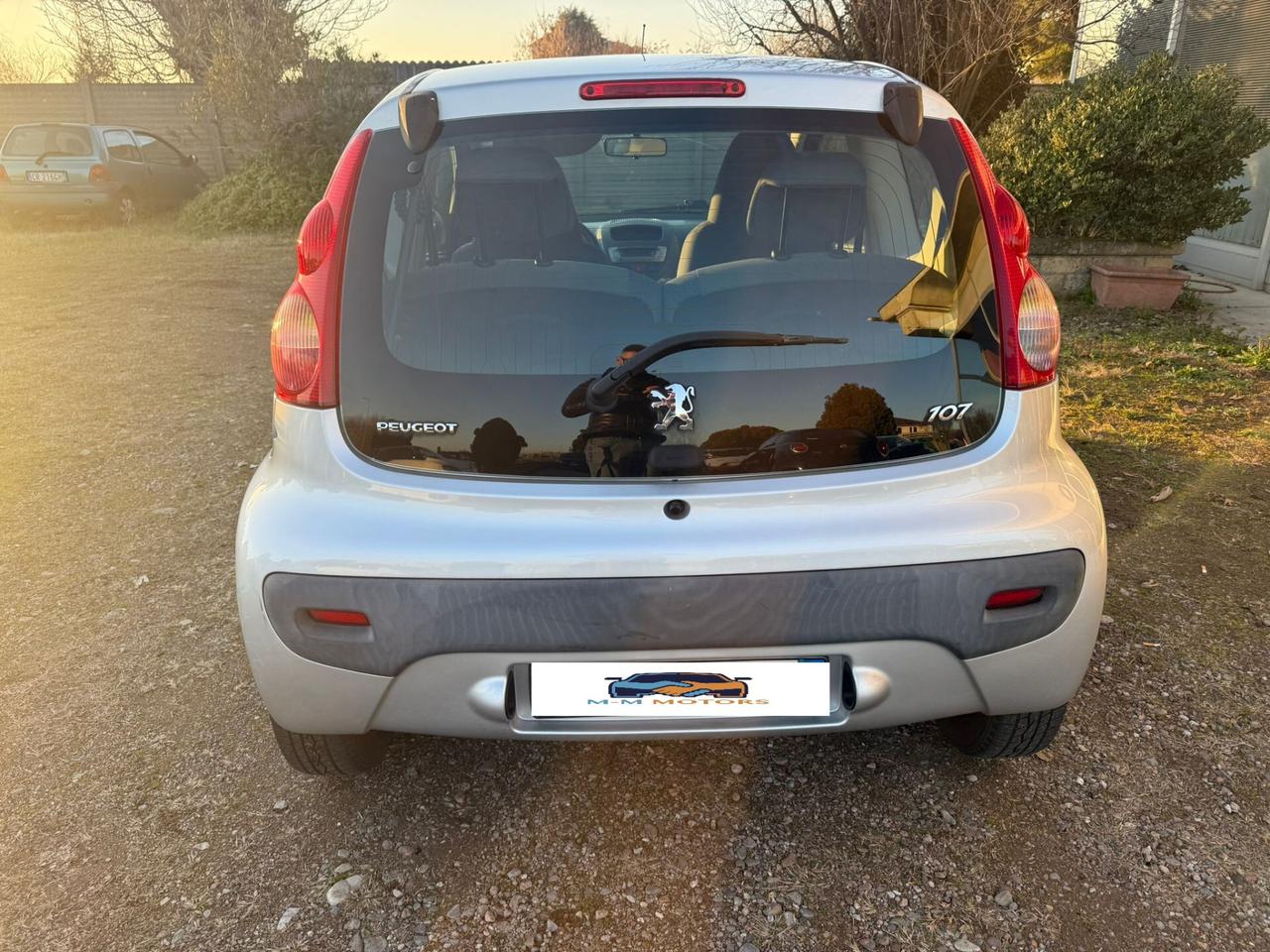 Peugeot 107 1.0 68CV Adatta Neopatentati