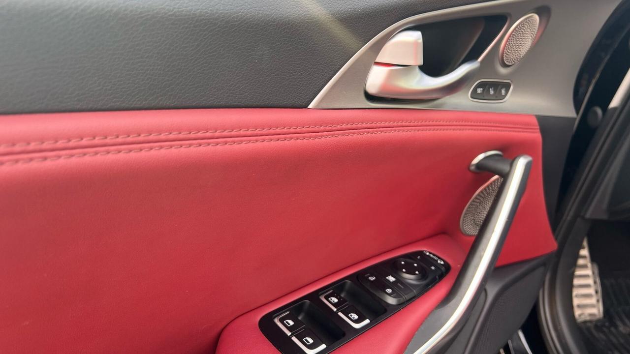 Kia Stinger 2.2 CRDi AWD AT8 GT Line Tetto Apribile*km 51.000